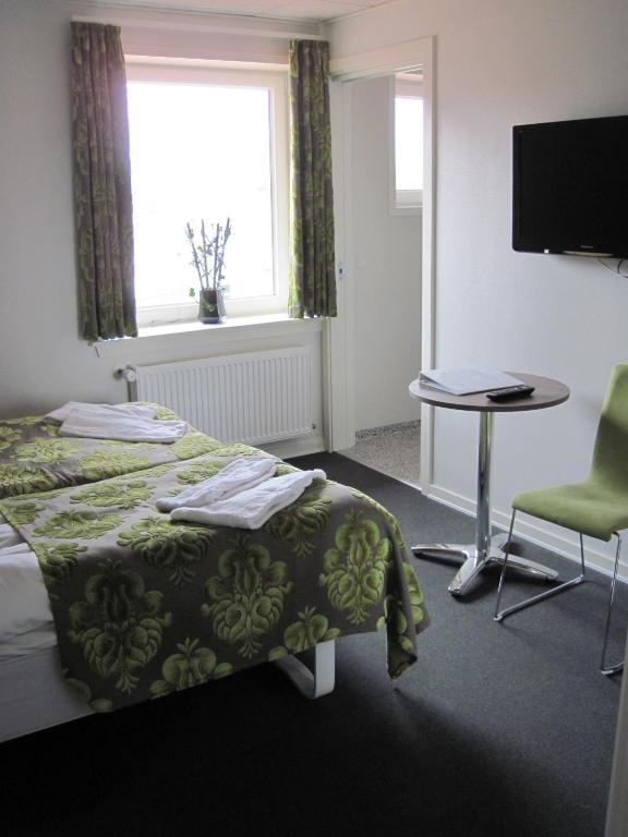 Turisthotellet Oksbøl Habitación foto